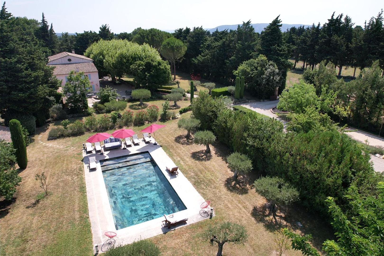 Superbe Mas Provençal 600m2 avec une Superbe Piscine Chauffée et très grand jardin 9000m2, situé au cœur du Luberon en campagne proche de L'Isle sur la Sorgue, 12 personnes, LS2-17 FIGNOULADO Cavaillon Extérieur photo